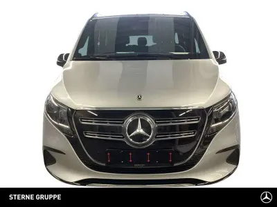 Używany Mercedes EQV300 Avantgarde 150 kW (204 KM) 2025 Srebrny Minivan