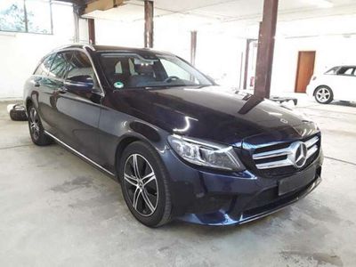 gebraucht Mercedes C220 Avantgarde*Business+*LED*Navi*R.Cam*SHZ