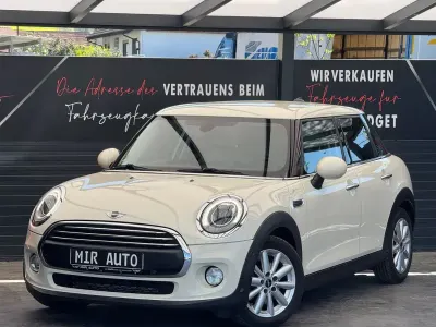 Begagnad Mini ONE 102 HK (75 kW) 2016 Vit Halvkombi