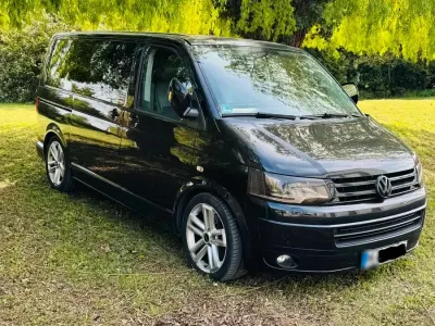 Gebraucht VW Multivan 179 PS (131 kW) 2013 Schwarz Van / Kleinbus