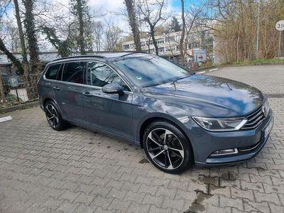 Gebraucht VW Passat 150 PS (110 kW) 2015 Grau Kombi