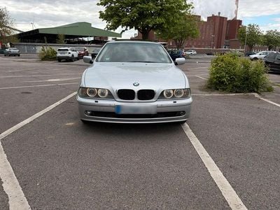 Second-hand BMW 520 170 CP (125 kW) 2003 Argintiu Berlinǎ