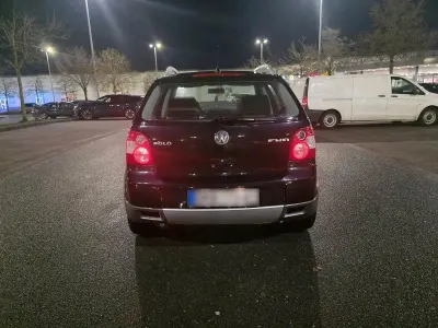 Gebraucht VW Polo 75 PS (55 kW) 2004 Schwarz Kombi