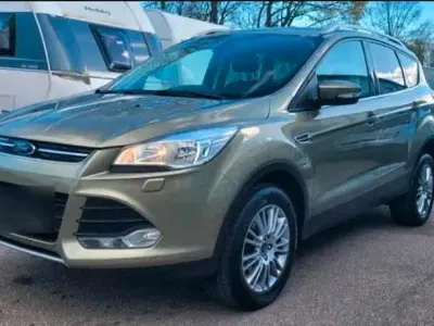 Gebraucht Ford Kuga 182 PS (133 kW) 2014 Grün SUV