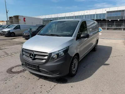 Gebraucht Mercedes Vito 190 PS (139 kW) 2019 Silber Van
