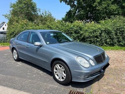 Mercedes E280