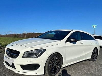 Usata Mercedes CLA250 211 CV (155 kW) 2015 Bianco Berlina
