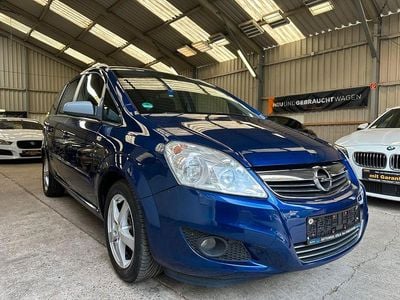 Blau Gebraucht 2009 Opel Zafira Edition Van / Kleinbus | 2.250 € (Guter Preis)