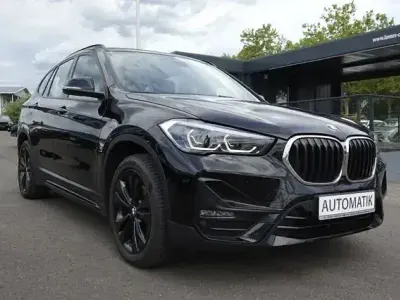 Gebraucht BMW X1 Sport Line 220 PS (161 kW) 2021 Schwarz SUV