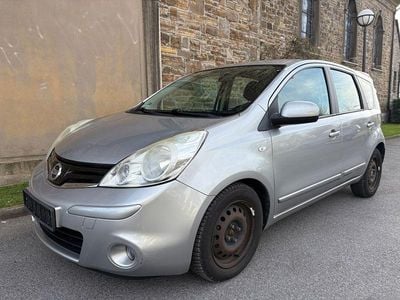 Begagnad Nissan Note Acenta 88 HK (64 kW) 2009 Silver Halvkombi