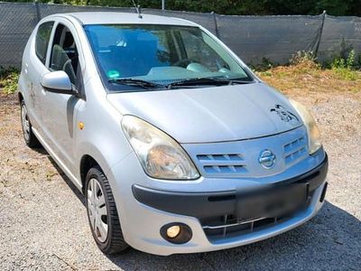 Nissan Pixo