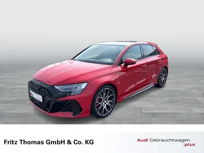 Gebraucht Audi RS3 Sport 400 PS (294 kW) 2025 Progressivrot Limousine