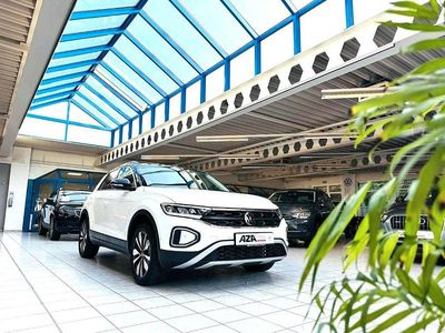 Gebraucht VW T-Roc Move 150 PS (110 kW) 2024 Weiß SUV