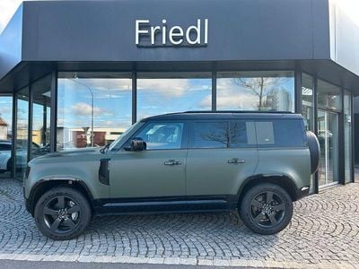 Gebraucht Land Rover Defender SE Dynamic 300 PS (220 kW) 2023 Eiger grey SUV