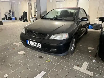 Gebraucht Opel Astra Cabriolet 125 PS (91 kW) 2003 Schwarz Cabrio