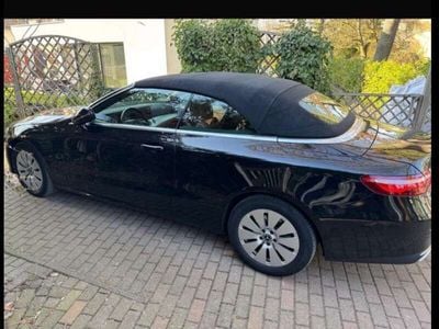 Mercedes E200