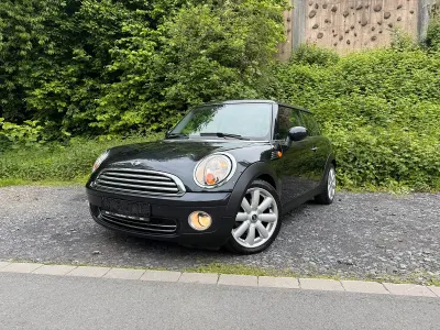 Gebraucht Mini Cooper 95 PS (69 kW) 2008 Schwarz Kleinwagen
