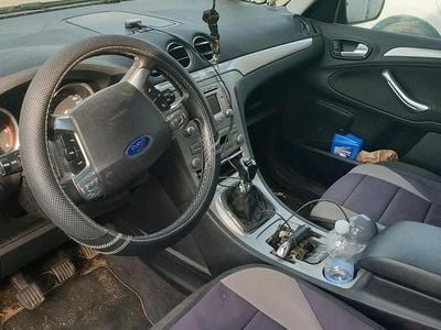 Second-hand Ford Galaxy 179 CP (131 kW) 2009 Negru Monovolum