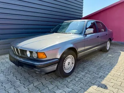 Gebraucht BMW 730 188 PS (138 kW) 1990 Grau Limousine