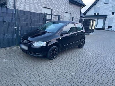 Gebraucht VW Fox 69 PS (50 kW) 2007 Schwarz Kleinwagen