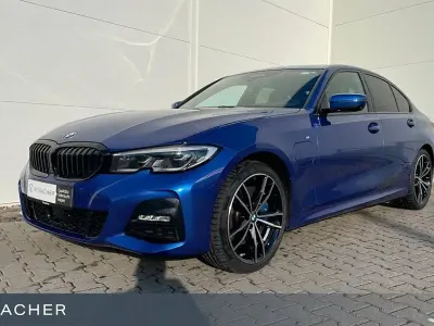 Usata BMW 330e M Sport 292 CV (214 kW) 2021 Blu Berlina