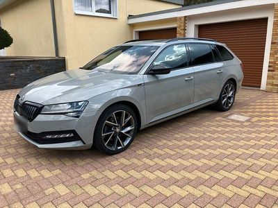 Gebraucht Skoda Superb 218 PS (160 kW) 2020 Grau Kombi