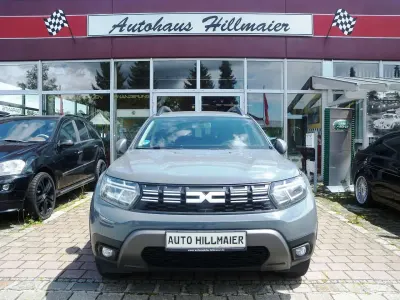 Gebraucht Dacia Duster Journey 150 PS (110 kW) 2023 Grau SUV