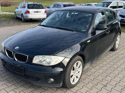 Gebraucht BMW 118 Sport Line 122 PS (89 kW) 2006 Schwarz Kleinwagen