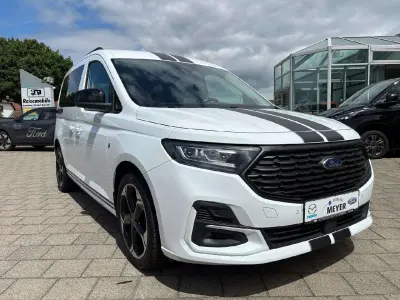 Gebraucht Ford Tourneo Connect Sport 122 PS (89 kW) 2023 Frostweiß Van / Kleinbus