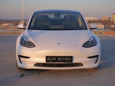 Second-hand Tesla Model 3 239 kW (325 CP) 2021 Alb Berlinǎ