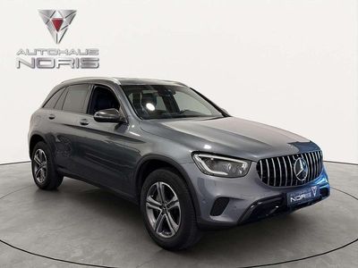 Begagnad Mercedes 200 Exclusive 211 HK (155 kW) 2019 Grå SUV