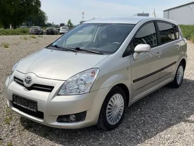 Gebraucht Toyota Corolla Verso Sol 129 PS (94 kW) 2008 Silber Van / Kleinbus