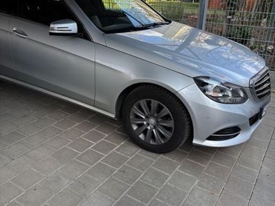 Mercedes E220