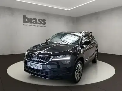 Gebraucht Skoda Karoq Ambition 110 PS (80 kW) 2022 Blackmagic perleffekt SUV