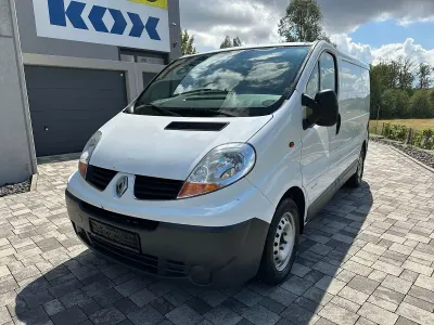 Gebraucht Renault Trafic 114 PS (83 kW) 2007 Weiß Van / Kleinbus
