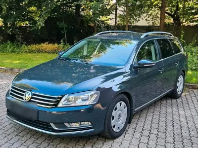 Gebraucht VW Passat 150 PS (110 kW) 2012 Grau Kombi