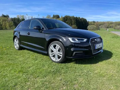 Gebraucht Audi e-tron Ambiente 150 kW (204 PS) 2018 Schwarz SUV
