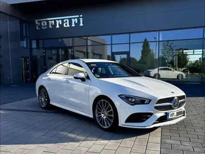 Gebraucht Mercedes CLA180 AMG line 136 PS (100 kW) 2019 Weiß Coupé