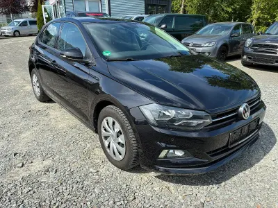 Gebraucht VW Polo Comfortline 95 PS (69 kW) 2019 Schwarz Kleinwagen