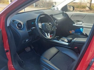 Mercedes B200