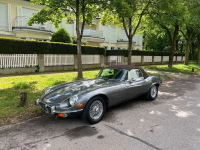 Używany Jaguar E-Type 268 KM (197 kW) 1974 Szary Kabriolet