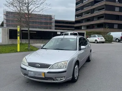 Second-hand Ford Mondeo 145 CP (106 kW) 2006 Argintiu Berlinǎ