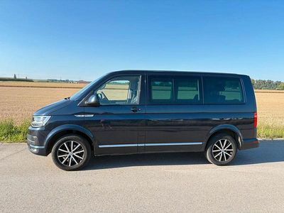 Second-hand VW T6 Generation Six 150 CP (110 kW) 2017 Albastru Van