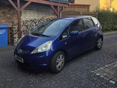 Gebraucht Honda Jazz Trend 90 PS (66 kW) 2010 Blau Kleinwagen