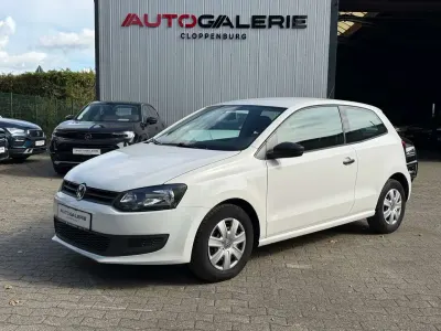 Gebraucht VW Polo Trendline 60 PS (44 kW) 2014 Candyweiß Kleinwagen