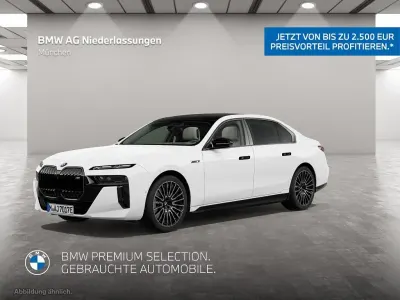 Gebraucht BMW i7 M Sport 484 kW (659 PS) 2025 Gold Limousine