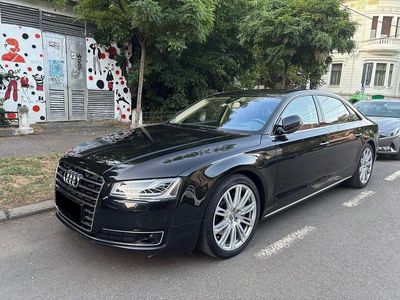 Audi A8L