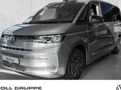 Nowe VW Multivan Life 150 KM (110 kW) 2025 Srebrny Minivan