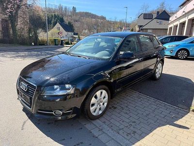 Gebraucht Audi A3 Attraction 105 PS (77 kW) 2011 Schwarz Kleinwagen