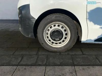 Gebraucht Opel Vivaro Edition 144 PS (105 kW) 2022 Jade weiss/arktis weiss Van / Kleinbus